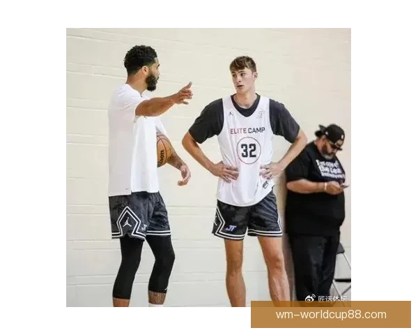 弗拉格51分震撼全美热搜 创生涯新高刷新16项纪录比肩乔丹冲击最佳新秀 弗拉格51分震撼全美热搜 创生涯新高刷新16项纪录比肩乔丹冲击最佳新秀